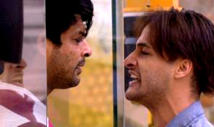 Bigg Boss Sidharth Shukla Asim Riaz Get Into Physical Fight Once