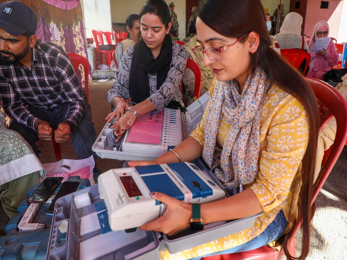 Jammu Kashmir Elections Percent Voting Till Pm In First