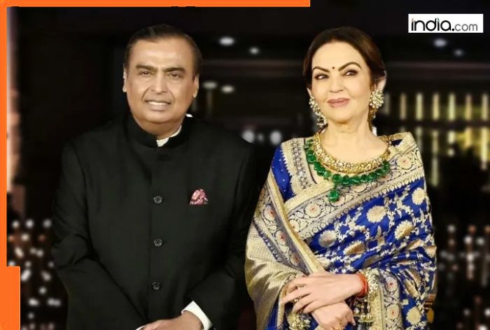 Mukesh Ambani Owns India S Largest Luxury Shopping Mall Jio World Plaza