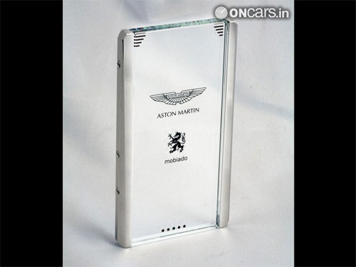 Mobiado and Aston Martin CPT002 phone concept