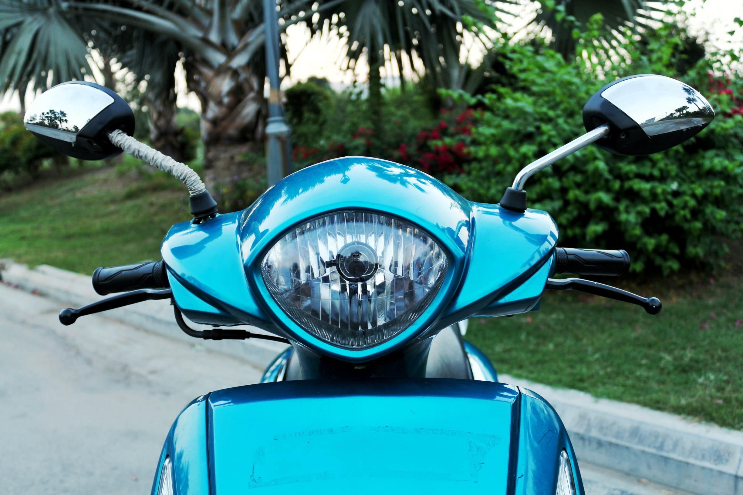 yamaha fascino back light glass price