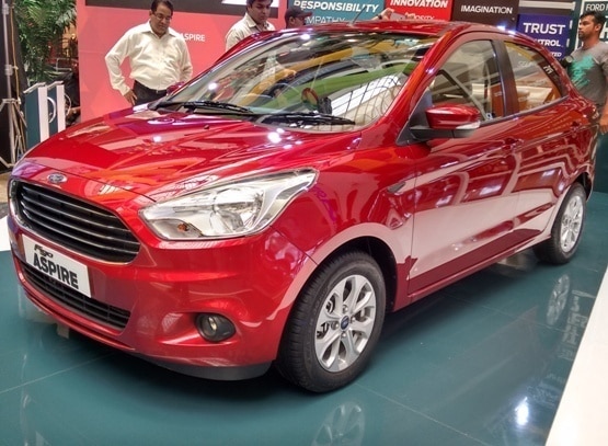 Ford Figo Aspire VS Maruti Swift Dzire: Feature and Specification Comparison Ford Figo Aspire VS Maruti Swift Dzire: Feature and Specification Comparison