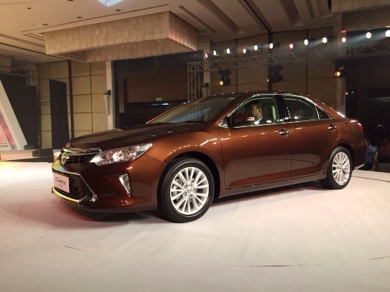 Toyota Camry Facelift 2015 Launched: Price in India starts at INR 28.80 lakh Toyota Camry Facelift 2015 Launched: Price in India starts at INR 28.80 lakh