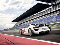 Porsche updates the 918 Spyder; makes it quicker Porsche updates the 918 Spyder; makes it quicker