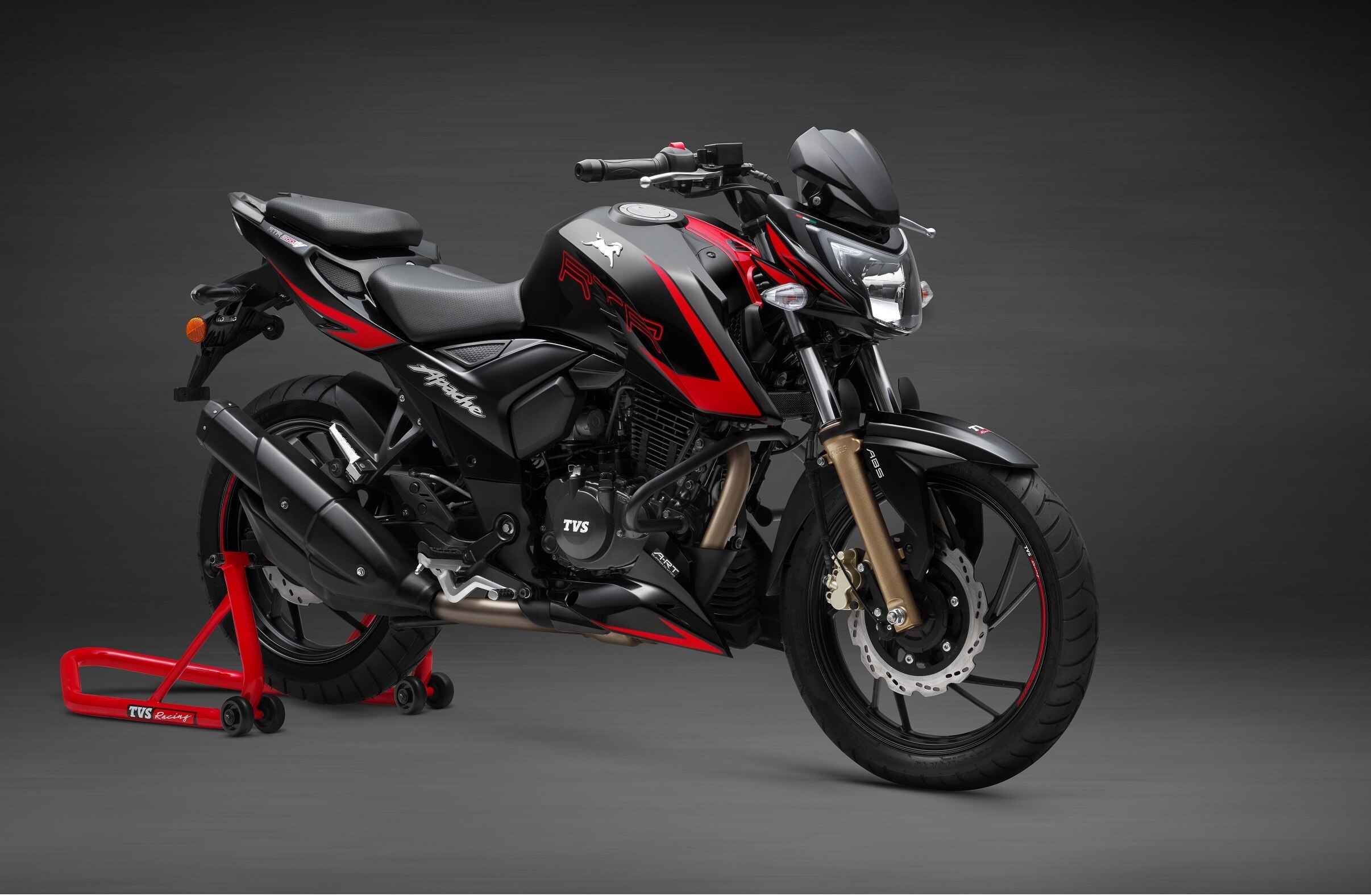 Tvs Apache Rtr 0 4v Racing Edition Launched Price In India Starts At Inr 95 185 India Com