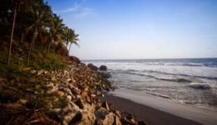 Known for its white sandy beach and water sports, Tarkarli is situated in the Sindhudurg district of Maharashtra. Tarkarli beach is arguably one of the most picturesque beaches in the Konkan region of Maharashtra. The white sand, clear blue water and the suru (casurina) trees add to the splendor of the&hellip;