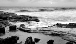 Harihareshwar is a treat for those looking for spiritual relief and beach holiday. Situated on the Konkan coast, Harihareshwar beach nestles between high mountains. The black sandy beach is clean and relatively less crowded. Harihareshwar has escaped rampant commercialization and offers solitude and peace in ample measures. Harihareshwar beach is&hellip;