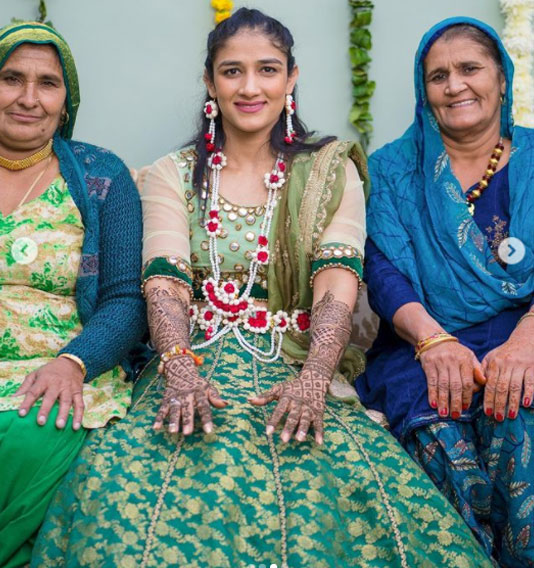 Sangeeta phogat mehandi ras