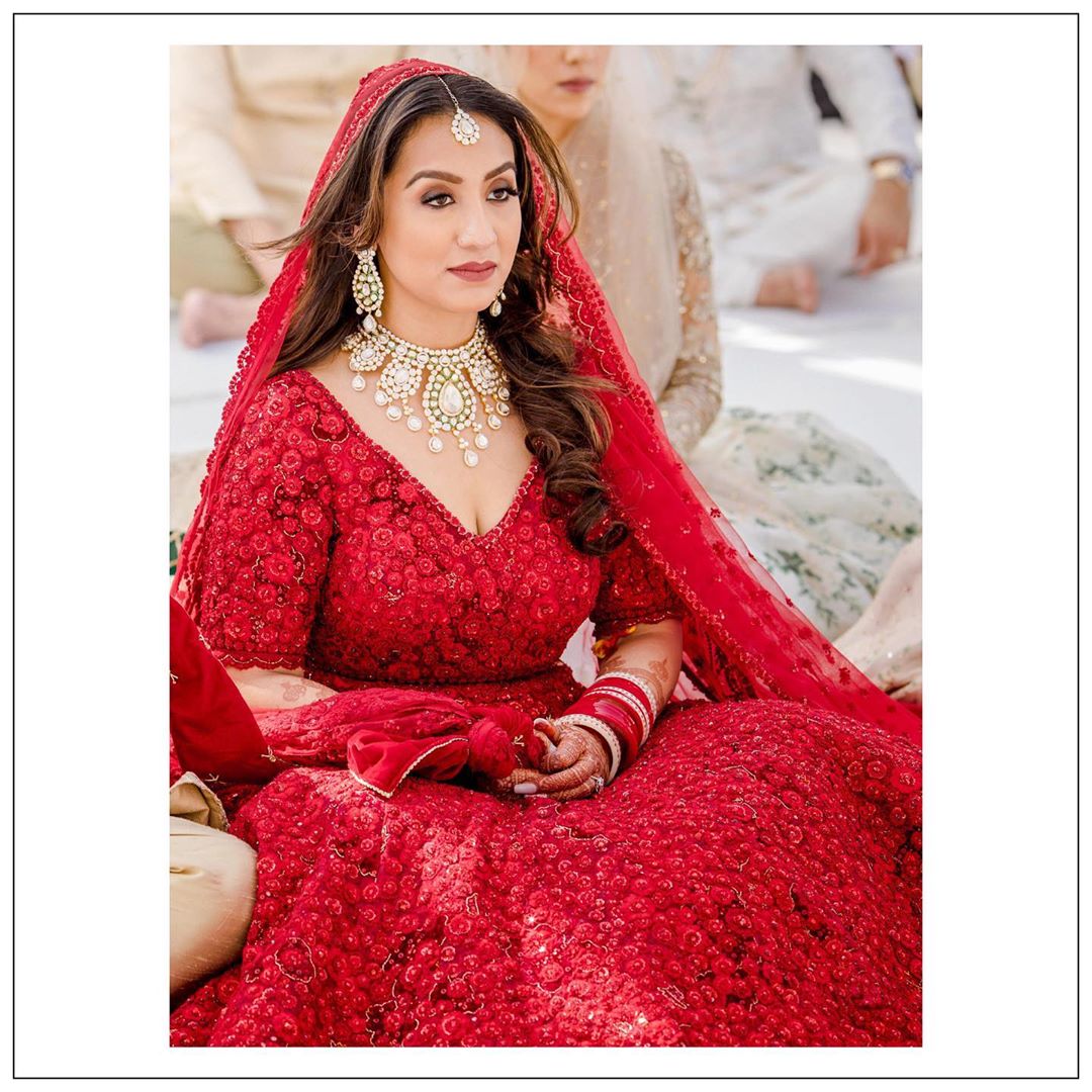 Celebrities who wore Sabyasachi Mukherjee bridal lehenga or saree on their  wedding – Eximious