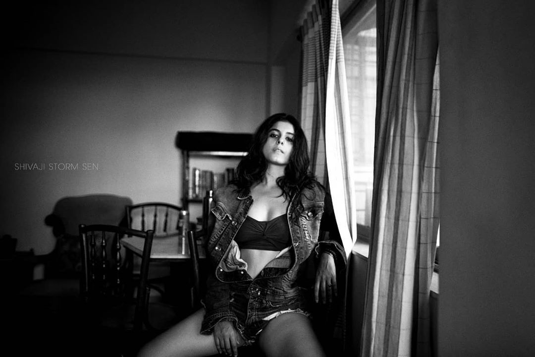 Madhuri yadav aka isha talwar 21