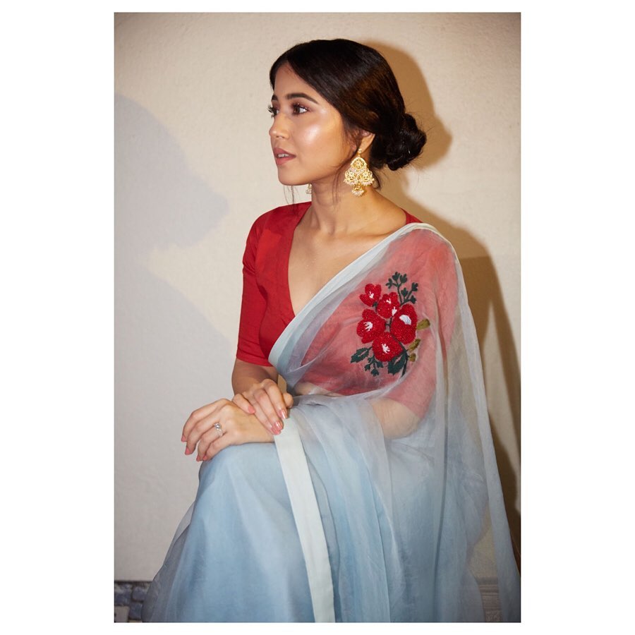 Mirzapur 2 actress shweta tripathi sharma 13