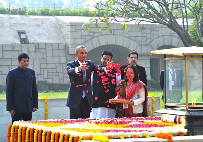 Barack Obama in India: US President pays tribute to Mahatma Gandhi at ...
