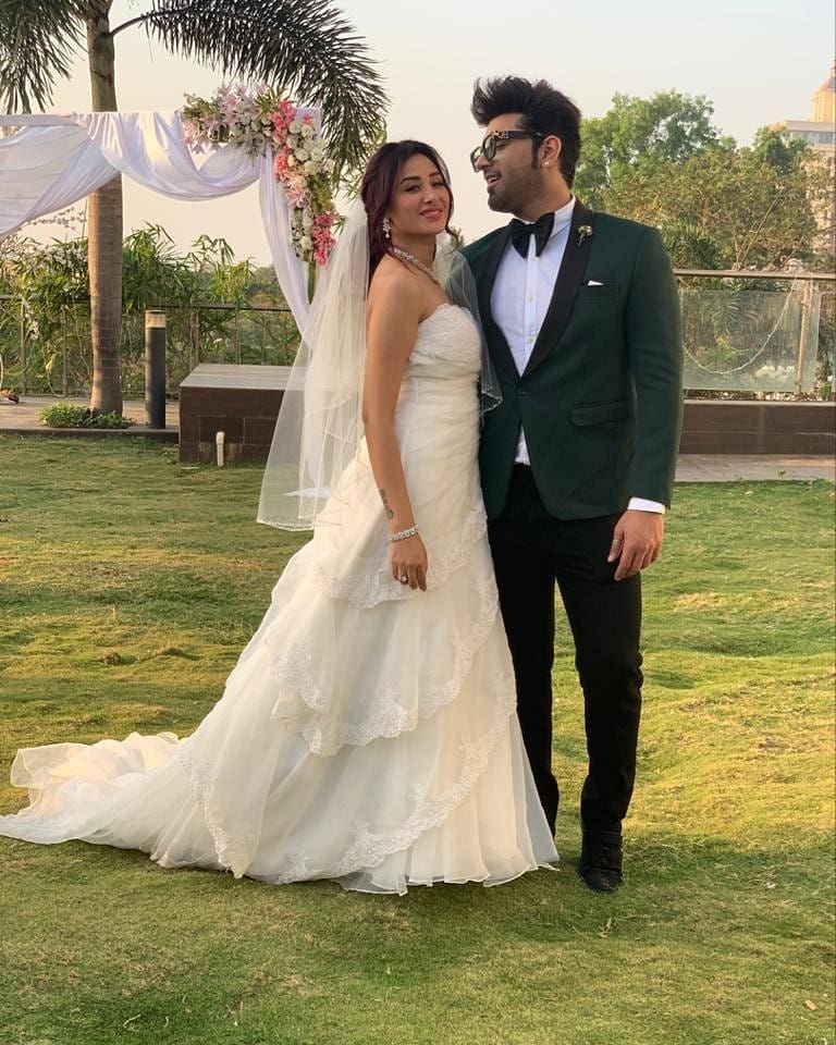 Paras chhabra and mahira sharma 5