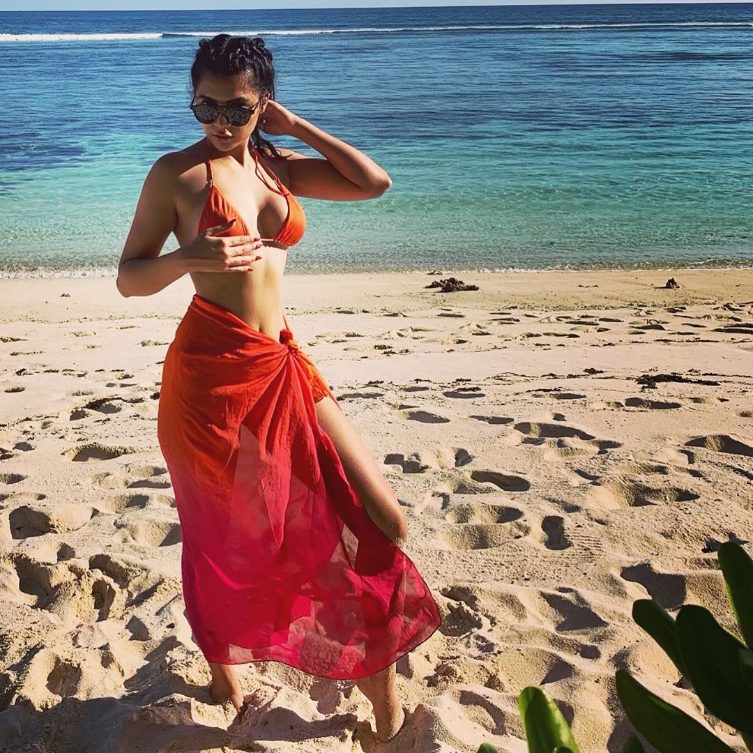Ruhi singh 5