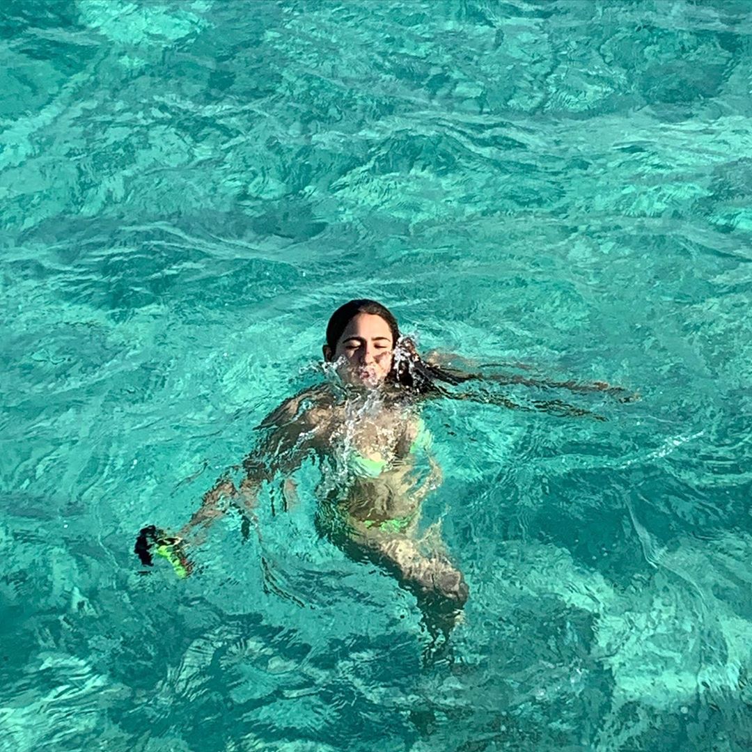 Sara ali khan 9