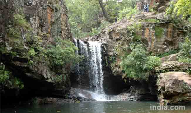 Pachmarhi-courtesy-indiantravellers.co.in