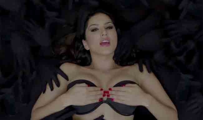 651px x 386px - Watch sexy Sunny Leone seduce you in Baby Doll song from Ragini MMS 2 |  India.com