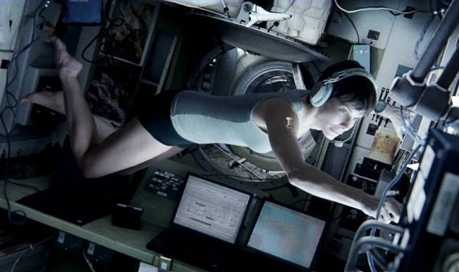 Gravity-2013-Movie-Stills-2