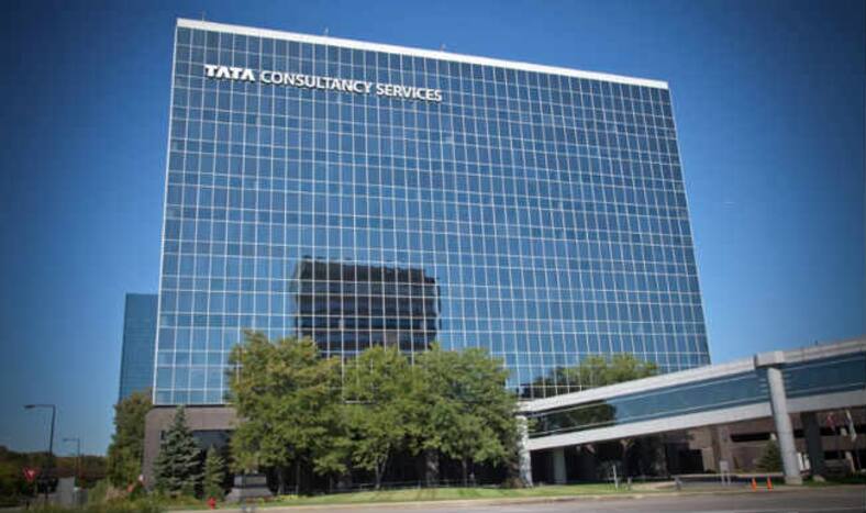 Tata Consultancy Services: TCS को पासपोर्ट सेवा प्रोग्राम के दूसरे चरण के लिए भी मिला कॉन्ट्रैक्ट, रकम का खुलासा नहीं