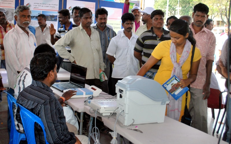 Haryana Polling For All Lok Sabha Seats Begins India Com