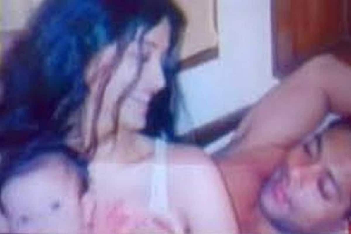 Salman Khan Xxx Sex - Leaked: Salman Khan and Aishwarya Rai Bachchan's bedroom and kissing  pictures | India.com