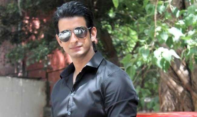 B-Town birthday boy Sharman Joshi turns 35 | India.com