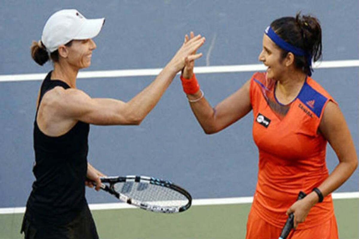 French Open 2014: Sania Mirza-Cara Black reach third round at Roland Garros  | India.com