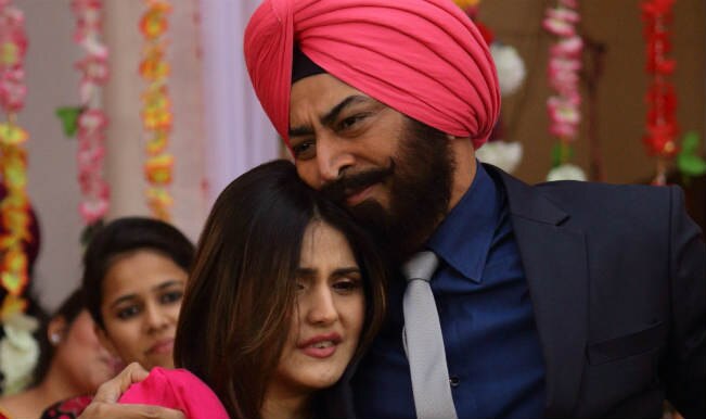 Zarine Khan & Vindu Dara Singh in film Jatt James Bond