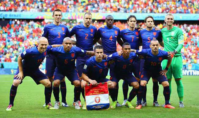 FIFA World Cup 2014 Match In Pics: Spain vs Netherlands | India.com
