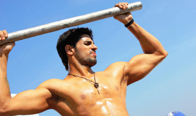 Siddharth Malhotra to gain weight for Karan Johar's 'Warrior' Siddharth Malhotra to gain weight for Karan Johar's 'Warrior'