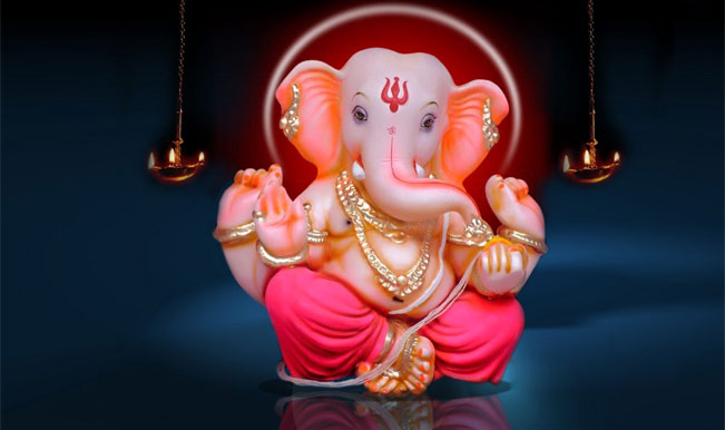 Ebola Awareness in Mumbai: Ganesh Mandal takes up an amazing initiative this Ganeshotsav     