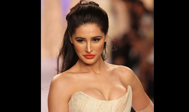 Nargis Fakhri Suffers Wardrobe Malfunction On Ramp India Com