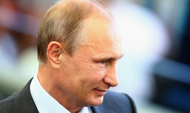 Vladimir Putin, Petro Poroshenko agree on aid delivery to Ukraine by railway Vladimir Putin, Petro Poroshenko agree on aid delivery to Ukraine by railway