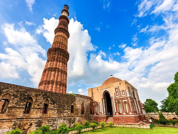 Months After Closure, Monuments Across India Reopen For Visitors Today; Officials Say Footfall 'Quite Low'