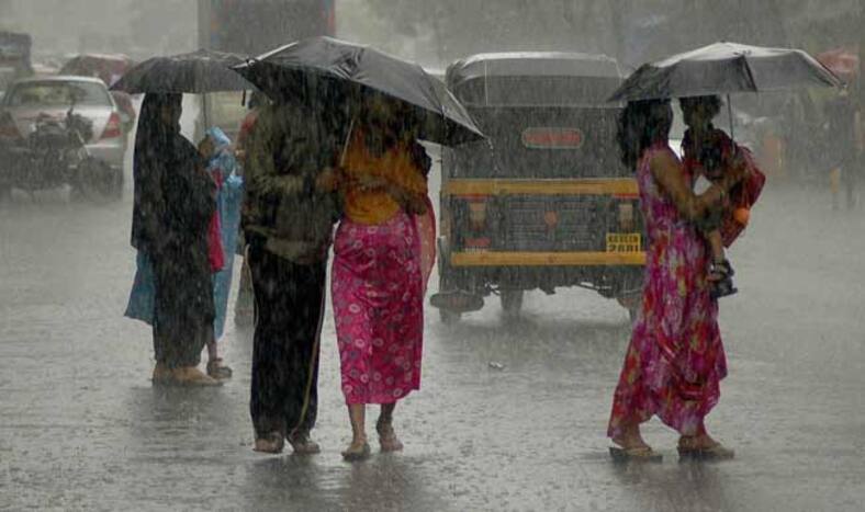 Cyclone Hudhud results in rains across Chhattisgarh state | India.com