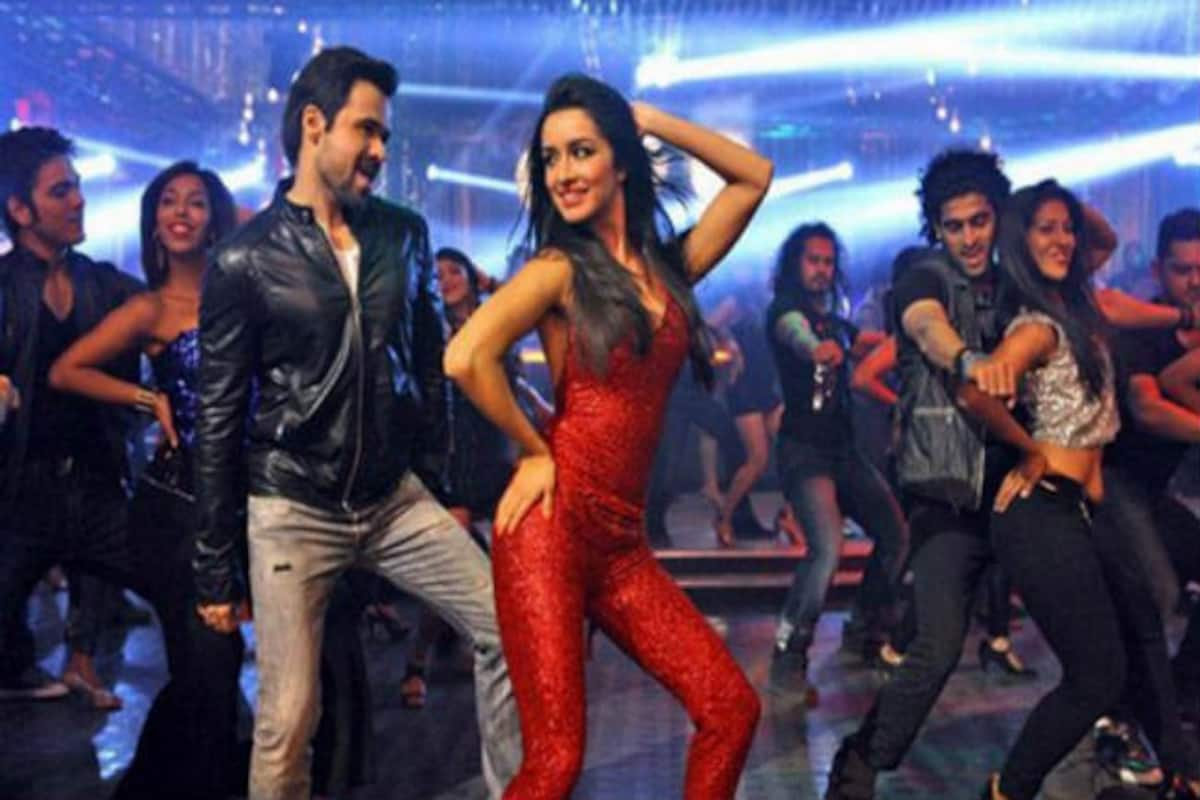 Dance Basanti from Ungli: Put on your dancing shoes and practice the  Basanti move! | India.com