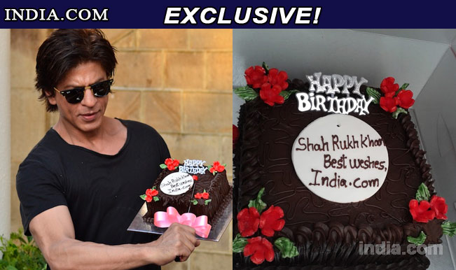Salman Khan cuts birthday cake with paps; Shah Rukh Khan, Pooja Hegde and  others attend bash | Pragativadi | Odisha News, Breaking News Odisha,  Latest Odisha News