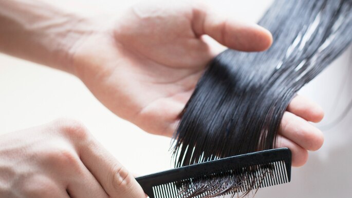 Winter Haircare Tips For Healthy And Shiny Hair