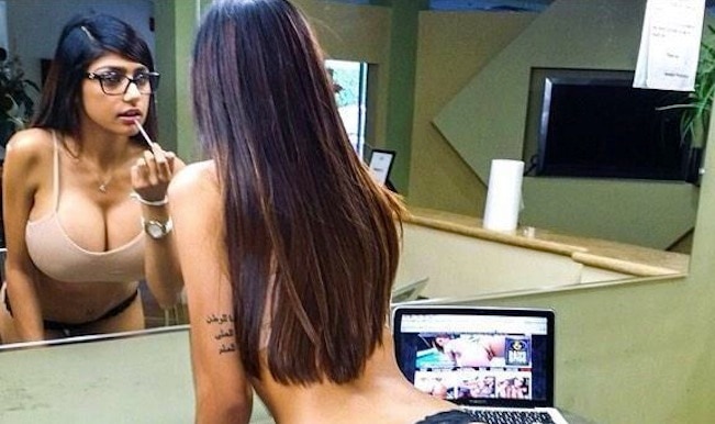 No1 Porn Star - Pornstar Mia Khalifa, No.1 on PornHub.com, gets death threats from Lebanon  | India.com
