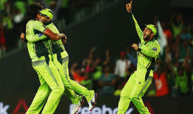Watch Pakistan vs Ireland live streaming and score updates on Mobile 2015 Cricket World Cup PAK vs IRE live from Star Sports India