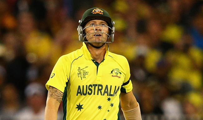 Michael-Clarke-WC-Dhoni