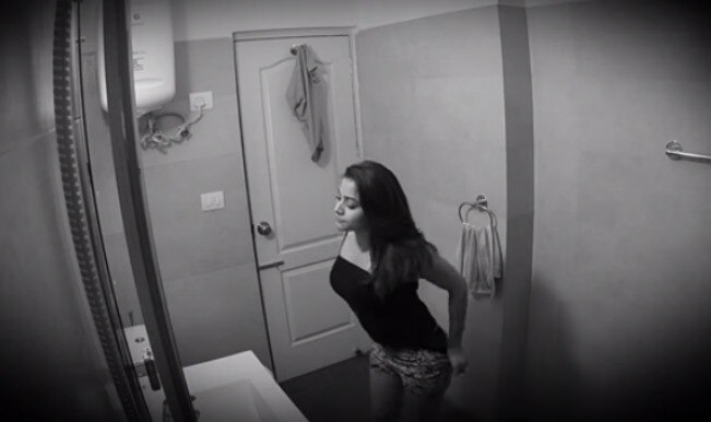651px x 386px - Leaked online: Hottest bathroom MMS ever! Mind changing climax (Watch video)  | India.com