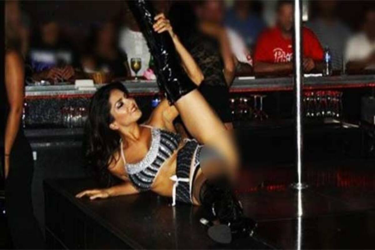 Sunny Leone Poledance - Sunny Leone's pole dancing: Hot, sexy or dirty? Watch video and tell us! |  India.com