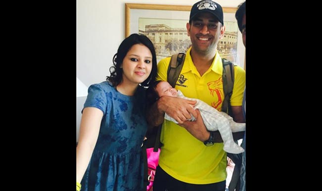 MS-Dhoni-Sakhsi-and-Ziva