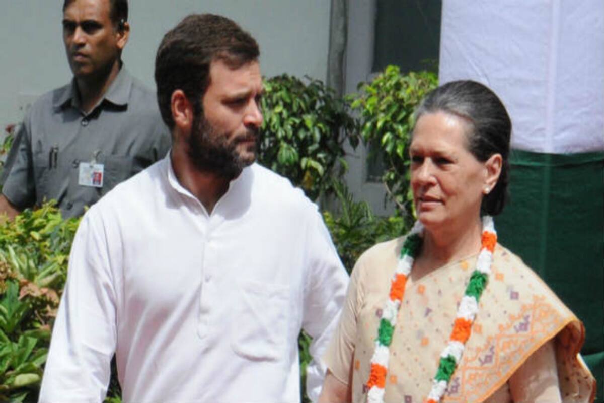 Sonia Gandhi: Synonym Of Love ❤️ & Sacrifice 😍 Rahul's Dearest Mother 💕  Follow @rafa.speaks Follow @rahulgandhi #soniagandhi…