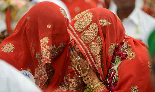 Gujarat News: 63 साल का किसान ढूंढ रहा है 7वीं पत्नी, 21 साल छोटी पत्नी ने लगाया है ये आरोप