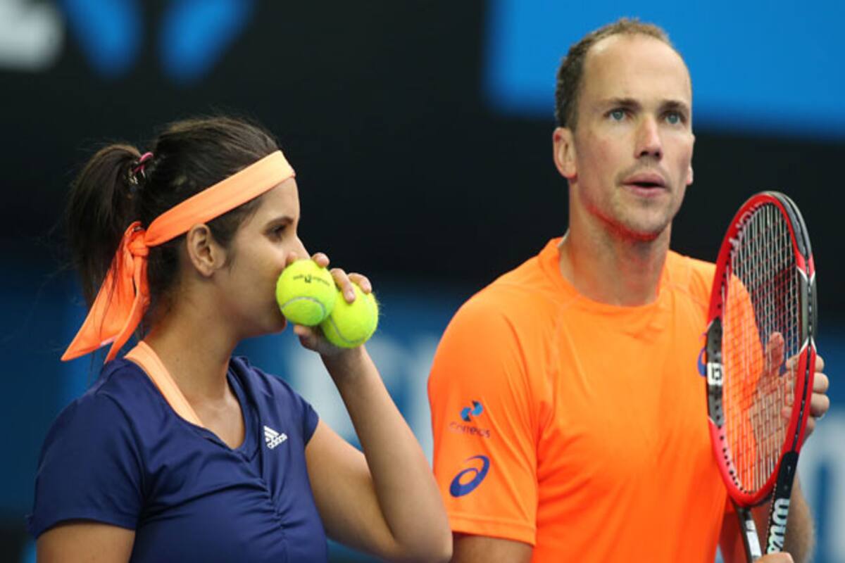 French Open 2015: Sania Mirza-Bruno Soares knocked out in opening round of  mixed doubles | India.com