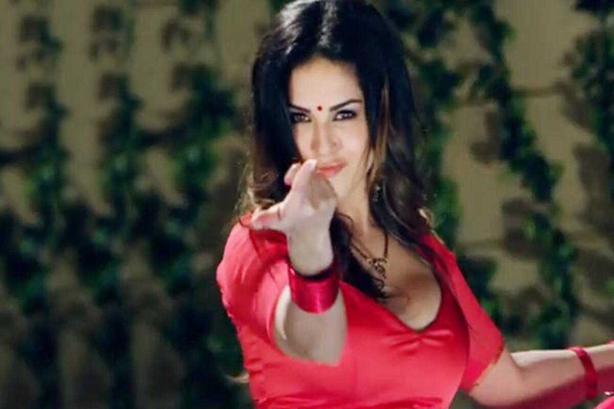 Roshan And Sunny Leone Sex Videos - Kuch Kuch Locha Hai movie review: Sunny Leone's sex comedy is stupid and  stale! | India.com