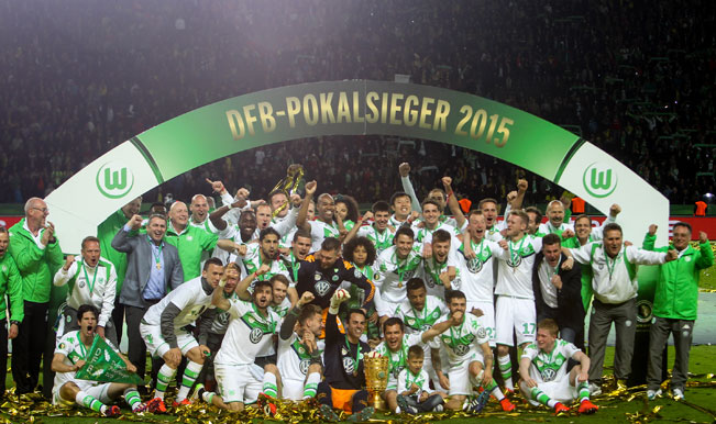 DFB Pokal 201415 VfL Wolfsburg foil Jurgen Klopp’s farewell beat