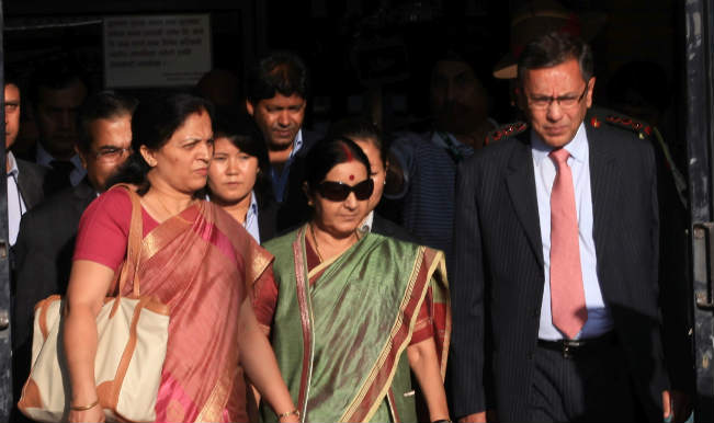 Sushma Swaraj meets Nepal President Ram Baran Yadav | India.com